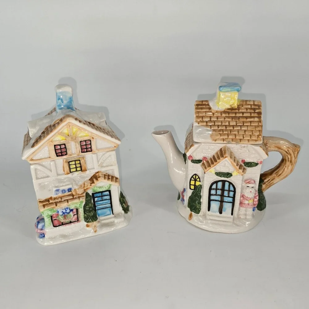 Vintage Style Ceramic Christmas Village Teapot and House‎ Set Holiday Decor